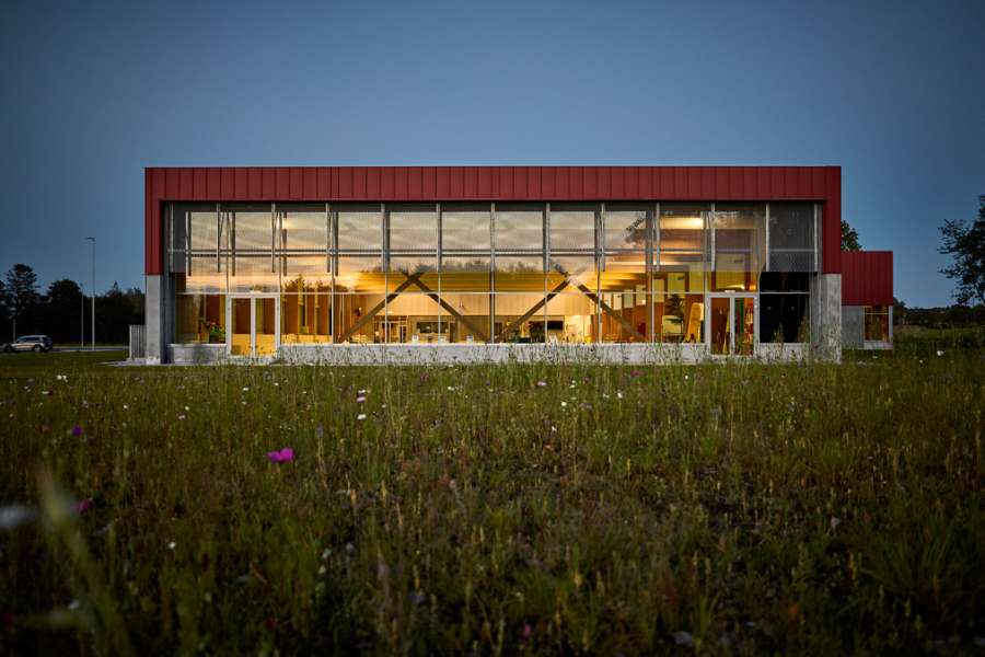 Swimming dreams take shape behind steel profiles in Vesthimmerland, Svømmecenter Vesthimmerland, Løgstørvej 59, 9600 Aars, Denmark